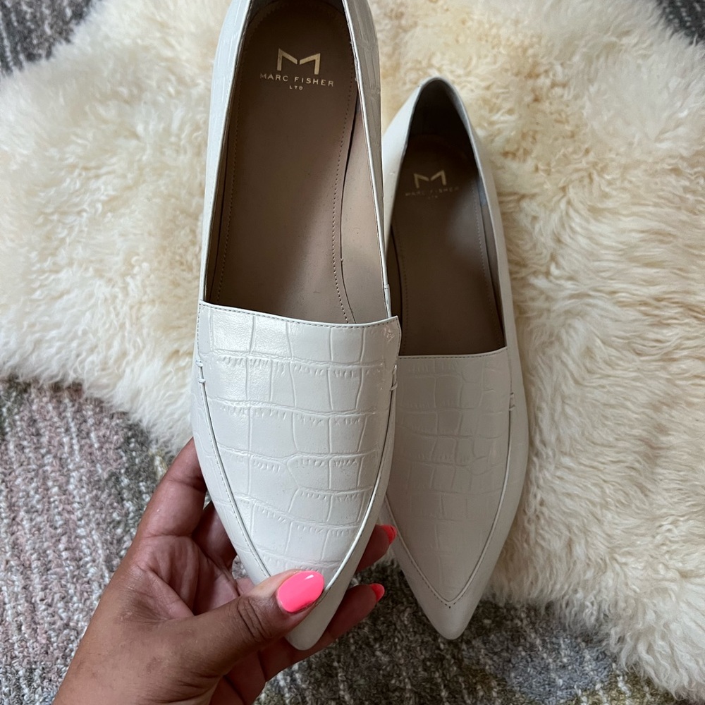 Marc Fisher Flat Loafer — NWOT, never worn size 11